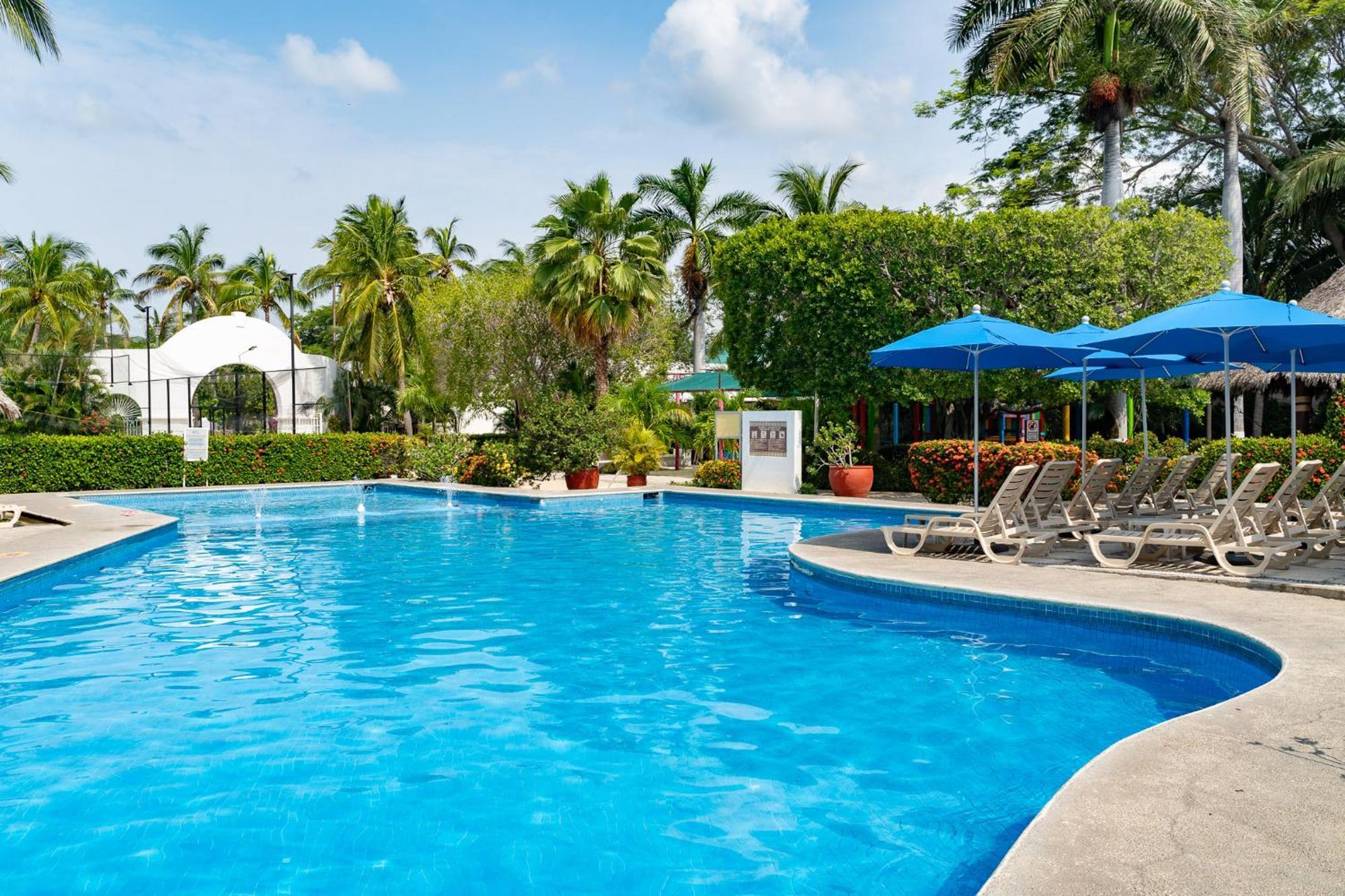Hotel Castillo Huatulco & Beach Club Santa Cruz Huatulco Extérieur photo